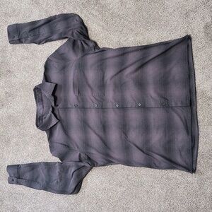 Lululemon Men's Button Up Shirt Size XL?